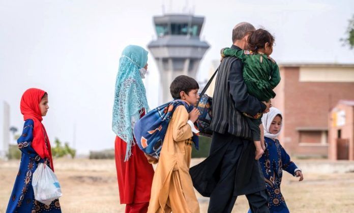 اتباع از این خدمات در ایران محروم شدند