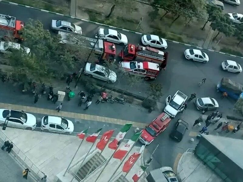 آتش سوزی بزرگ برج معروف مشهد / آتش ۴ ساعت زبانه کشید